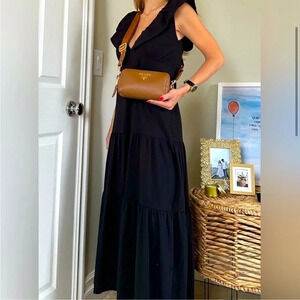 NEW Farm Rio dress long A-Line maxi Dress Sleeveless with V-Neck black